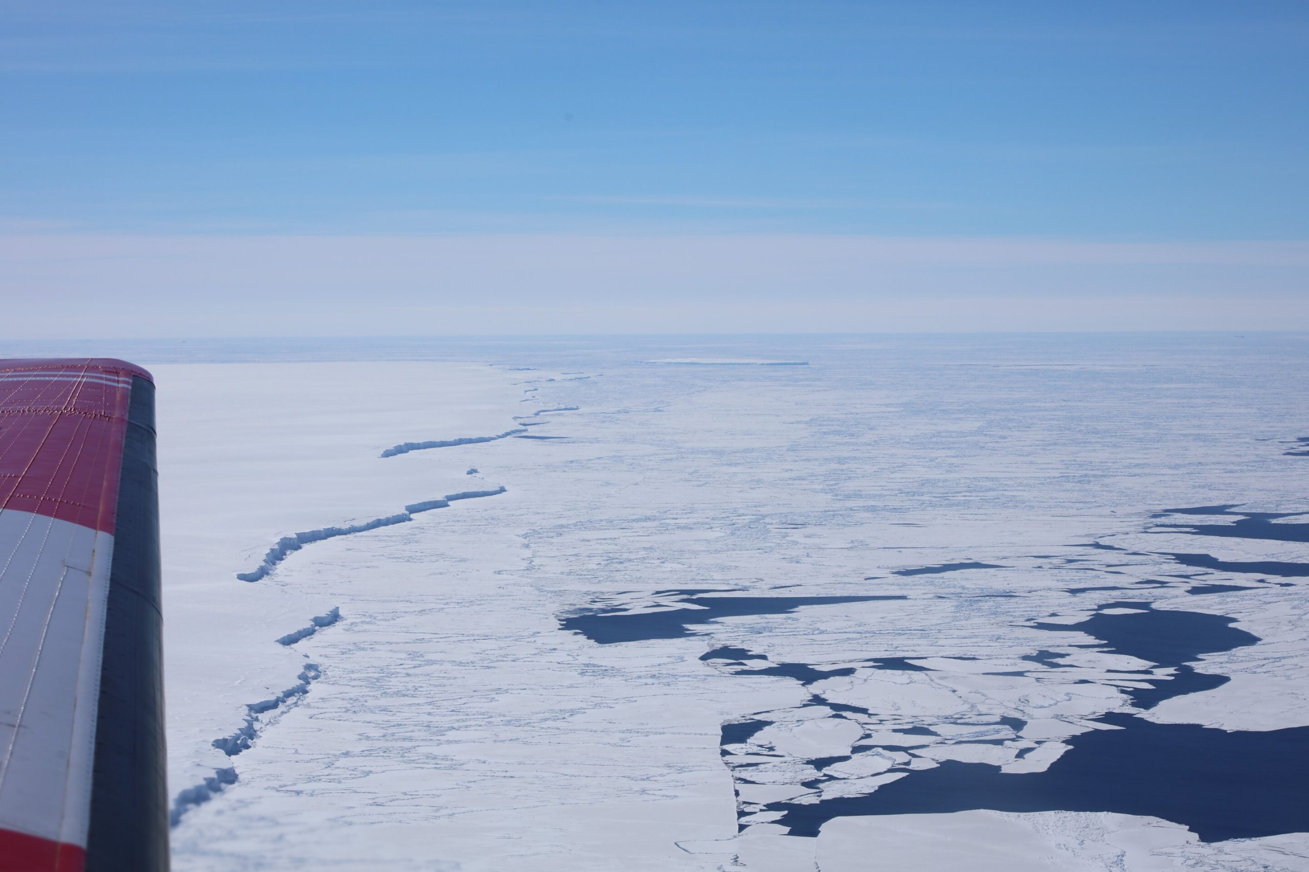 Climate Change Intensifies Global Thermal Divide and Accelerates Antarctic Ice Melt