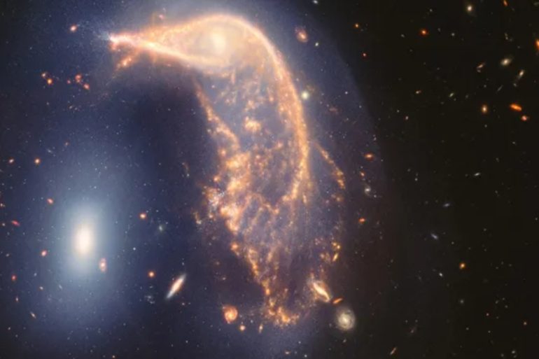 James Webb Telescope Reveals Detailed Images of Penguin and Egg Galaxies