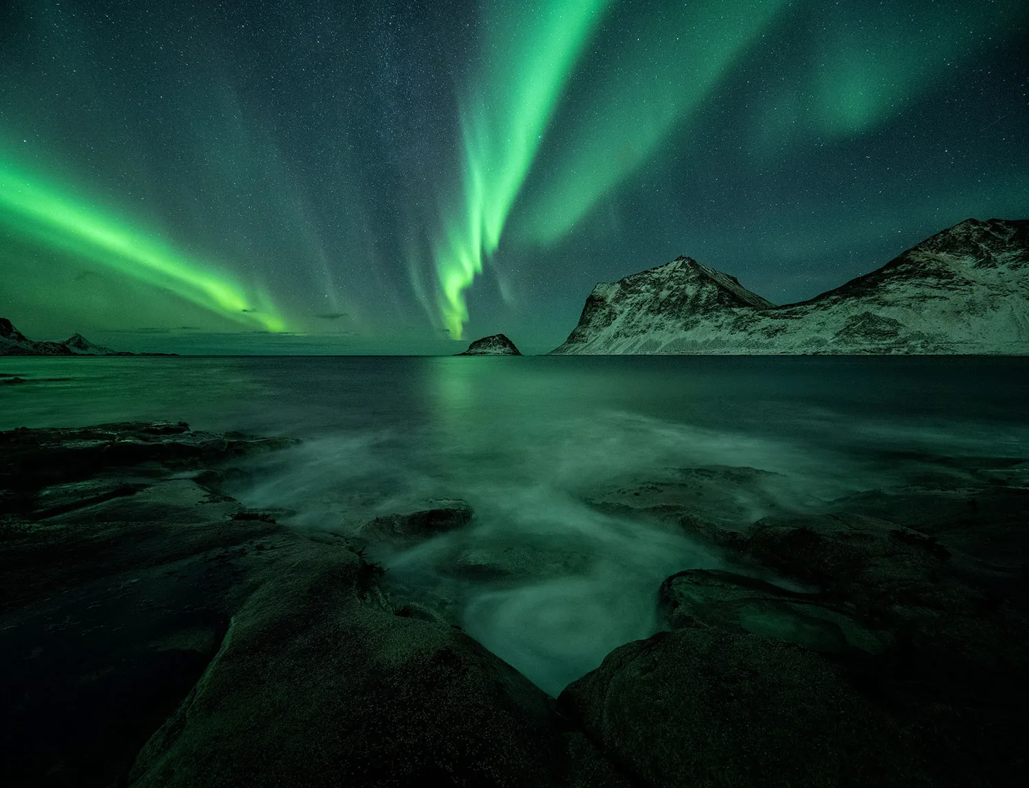 Prepare for a Stunning Northern Lights Display as Geomagnetic Storm Approaches