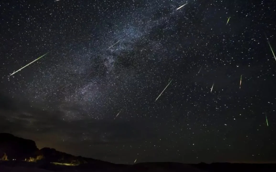 Spectacular Double Meteor Showers Delta Aquariids and Alpha Capricornids to Peak on July 30th