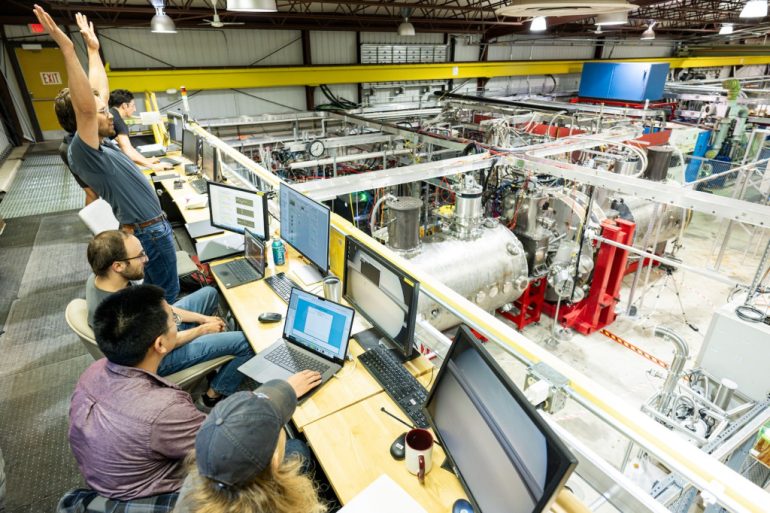 WHAM Experiment Achieves Record Magnetic Field in Step Toward Carbon-Free Fusion Power