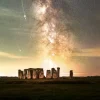 Astrophotographer Captures Perseid Meteor Shower Over Stonehenge, Highlighting the Importance of Dark Skies