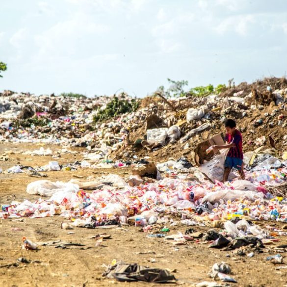 Bangkok Meeting Advances First International Plastic Pollution Treaty Amid Criticism of Limited Inclusivity