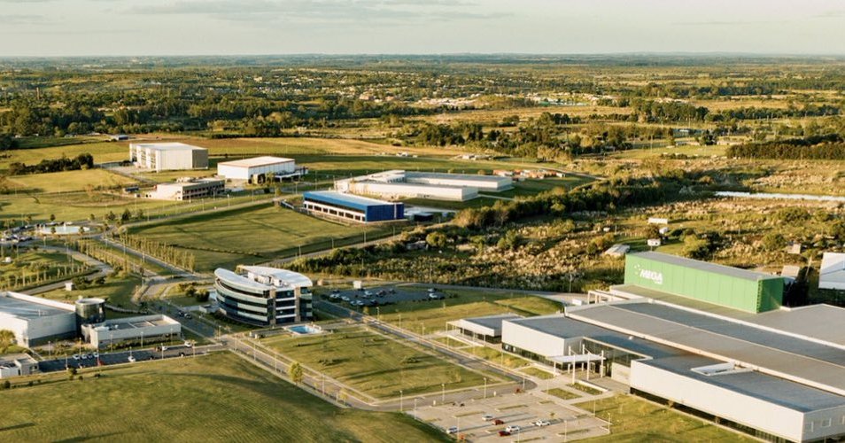 Google's Uruguayan Datacentre Faces Backlash Over Environmental Concerns and Rapid Approval Process