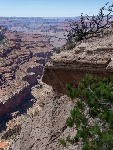 Labor Day Closure as Grand Canyon's South Rim Hotels Shutter Due to Waterline Crisis