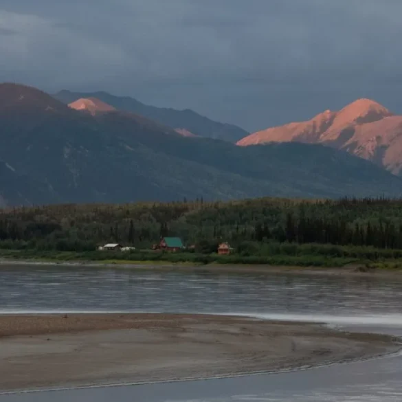 Melting Permafrost in Alaska’s Yukon River Releases Toxic Mercury, Posing Long-Term Environmental Risks