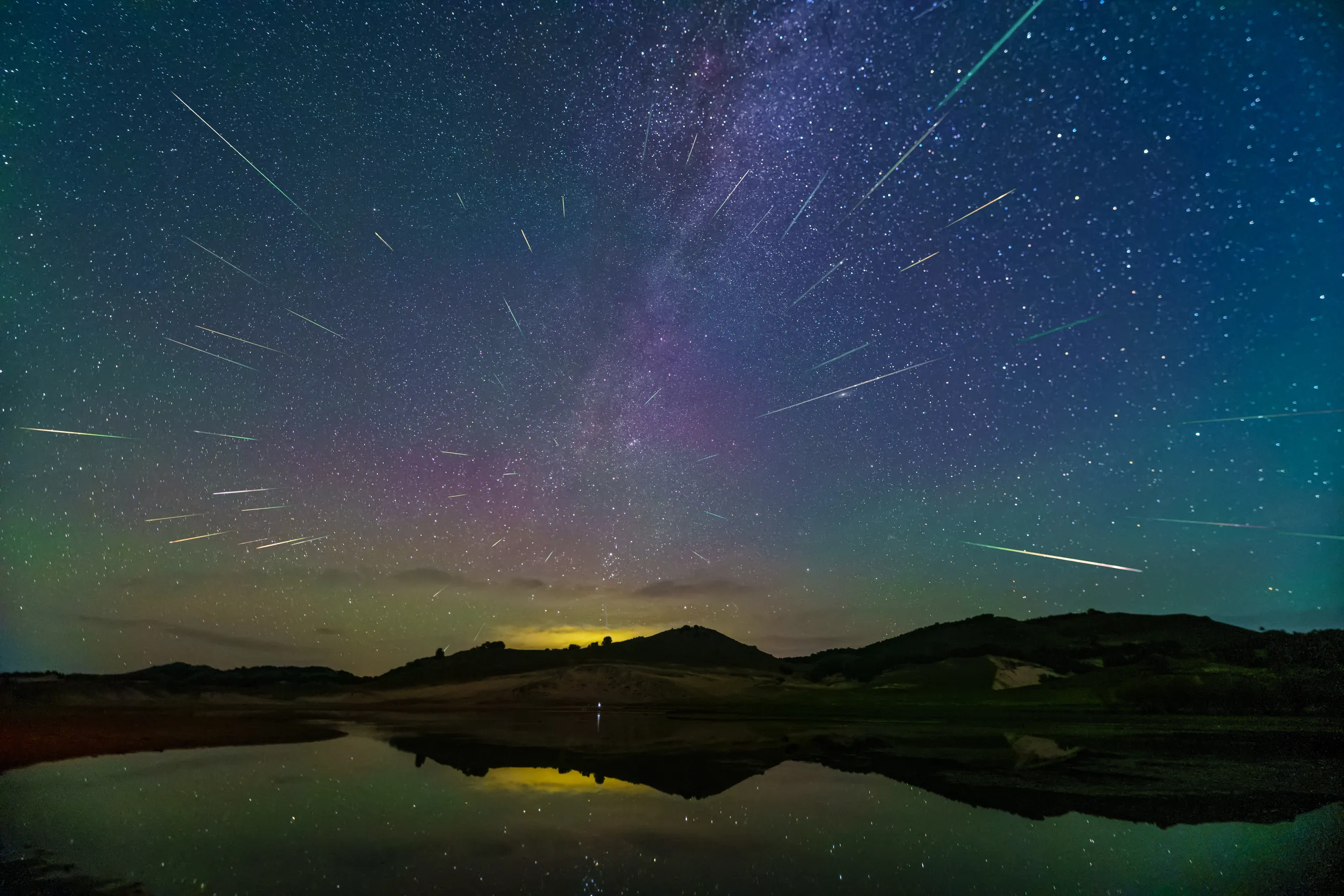 Perseid Meteor Shower Offers Stunning Display with Peak Viewing Under Clear Skies