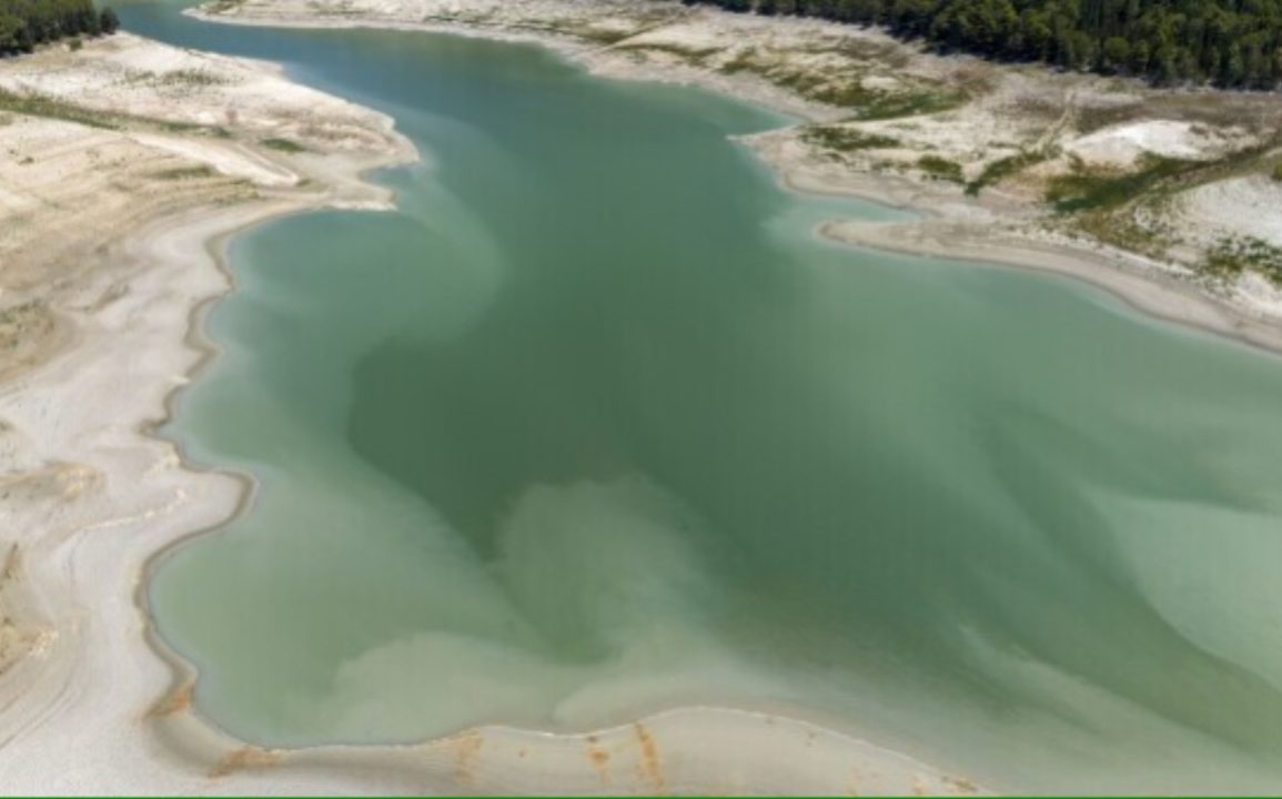 Sicily's Drought Crisis Wheat Losses Wildfires and Tourism Strain Amid Severe Water Shortage