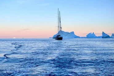 Young Sailors Brave Northwest Passage, Navigating Arctic Dangers to Gather Crucial Climate Data