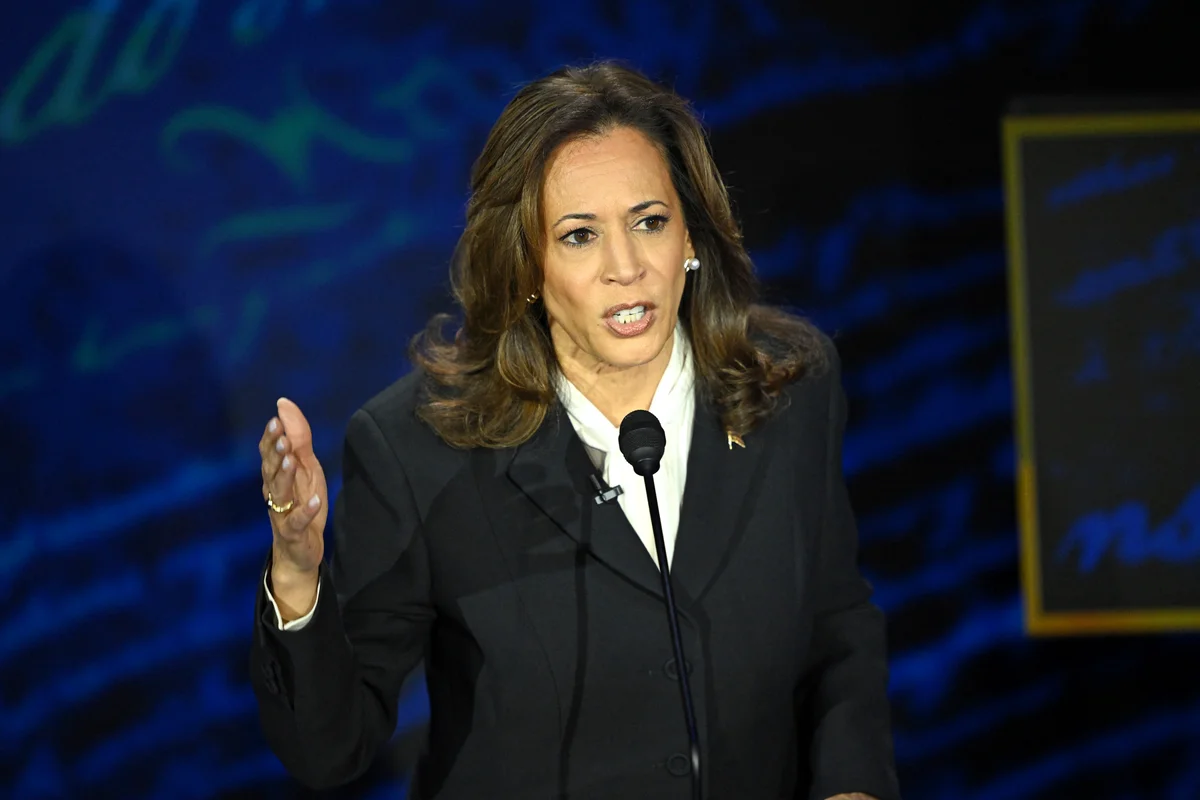 Harris Defends Fracking and Gas Production, Disappointing Environmentalists Amidst Climate Crisis Concerns