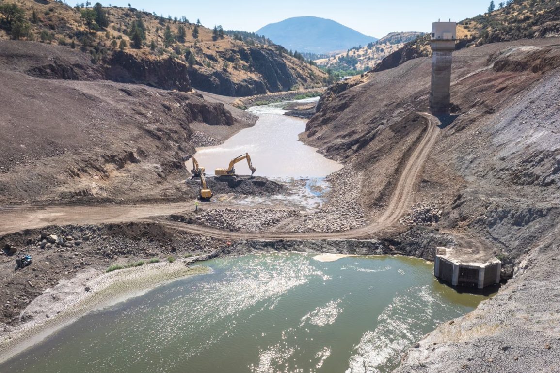 Klamath River Flows Freely as Final Dam Removal Marks Victory for Tribal Communities and Environmental Restoration