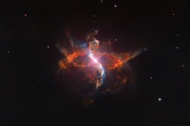 Hubble Captures Stunning Image of R Aquarii, Revealing the Dynamic Dance Between a White Dwarf and a Red Giant