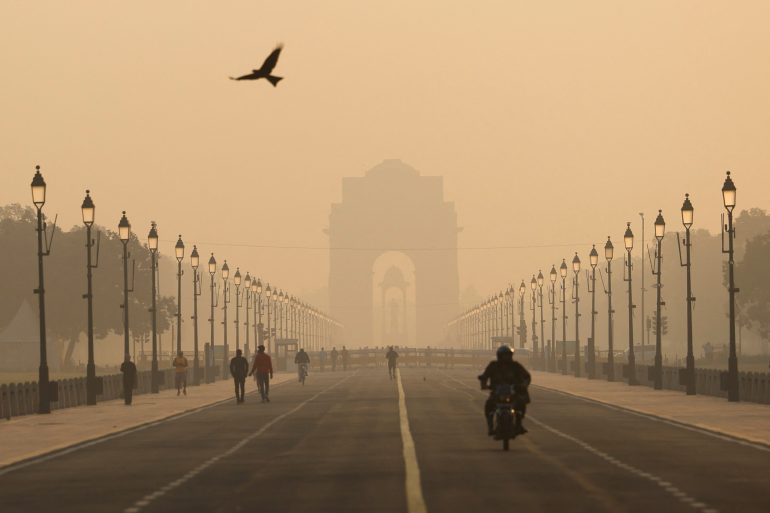 Delhi's Diwali Air Pollution Hits New Highs as Fireworks and Stubble Burning Drive Spike in PM2.5