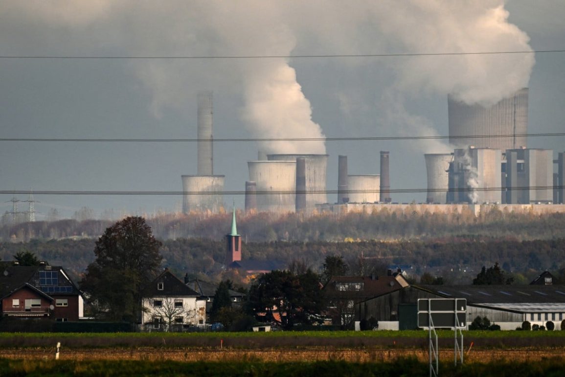 Global Carbon Emissions Set to Reach Record High in 2024, Undermining Fossil Fuel Transition Pledges