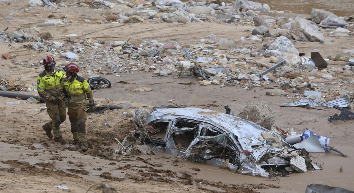 Spanish Royals Confront Public Outrage Amid Flood Recovery Efforts in Valencia Region