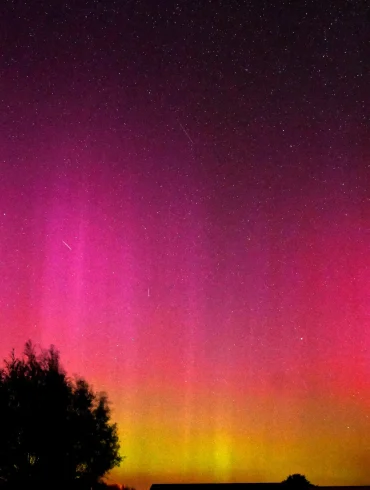 U.S. Residents May Witness Northern Lights in November Following Solar Flare and Geomagnetic Storm