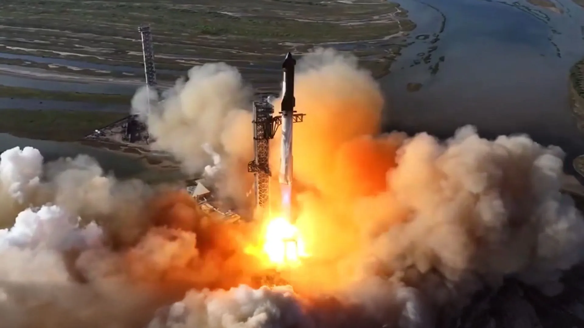 SpaceX Super Heavy Booster Landing Marks Progress Amid Sonic Boom Concerns for Communities and Wildlife