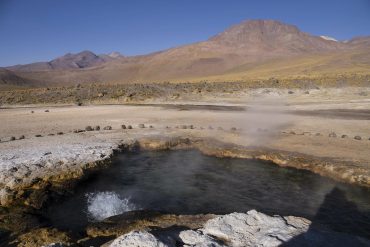 Airborne Microbes Travel Thousands of Miles, Spreading Pathogens and Antibiotic Resistance Across Continents