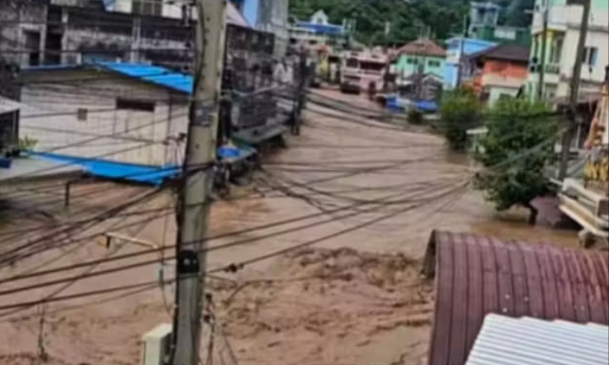 Former Wild Boars Coach Ekkapol Chantawong Survives Flash Floods in Northern Thailand, Drawing on Cave Rescue Experience