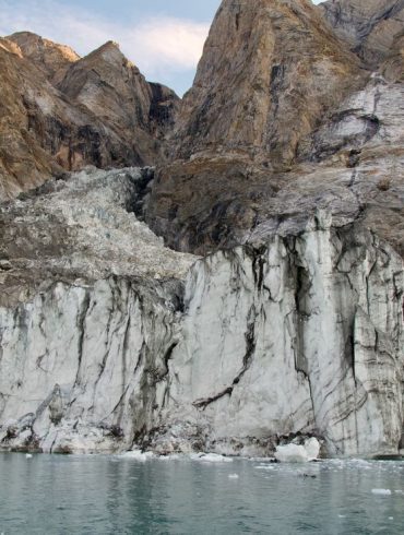 Seismic Signals Worldwide Linked to Massive Greenland Landslide Triggered by Glacier Melt