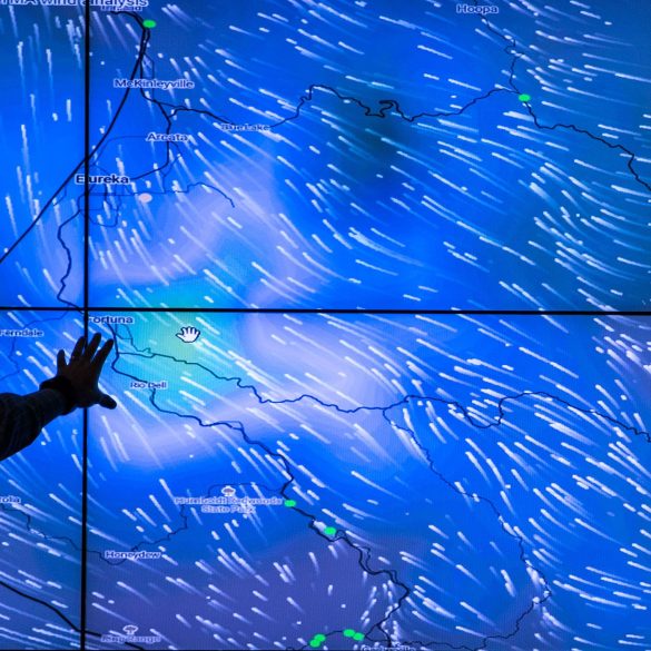 Meteorologists Bridge Gap Between Extreme Weather Events and Climate Change Awareness Amid Political Uncertainty