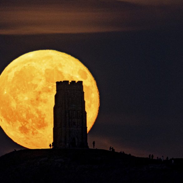 October’s Hunter’s Moon Set to Shine as 2024’s Closest and Largest Supermoon