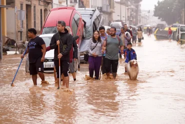 Severe Flash Floods in Southeastern Spain Claim at Least 62 Lives Amid Climate Change Concerns