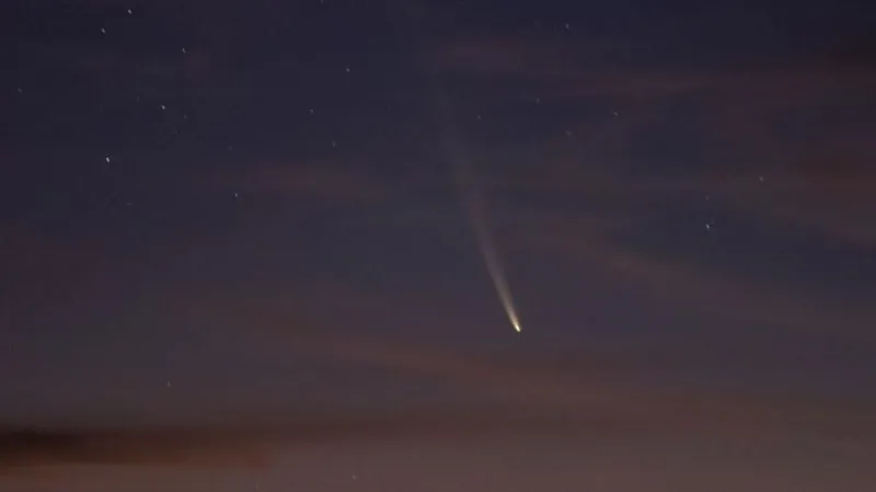 Skywatchers Across the UK Delight in the Spectacle of Comet A3, the Comet of the Century