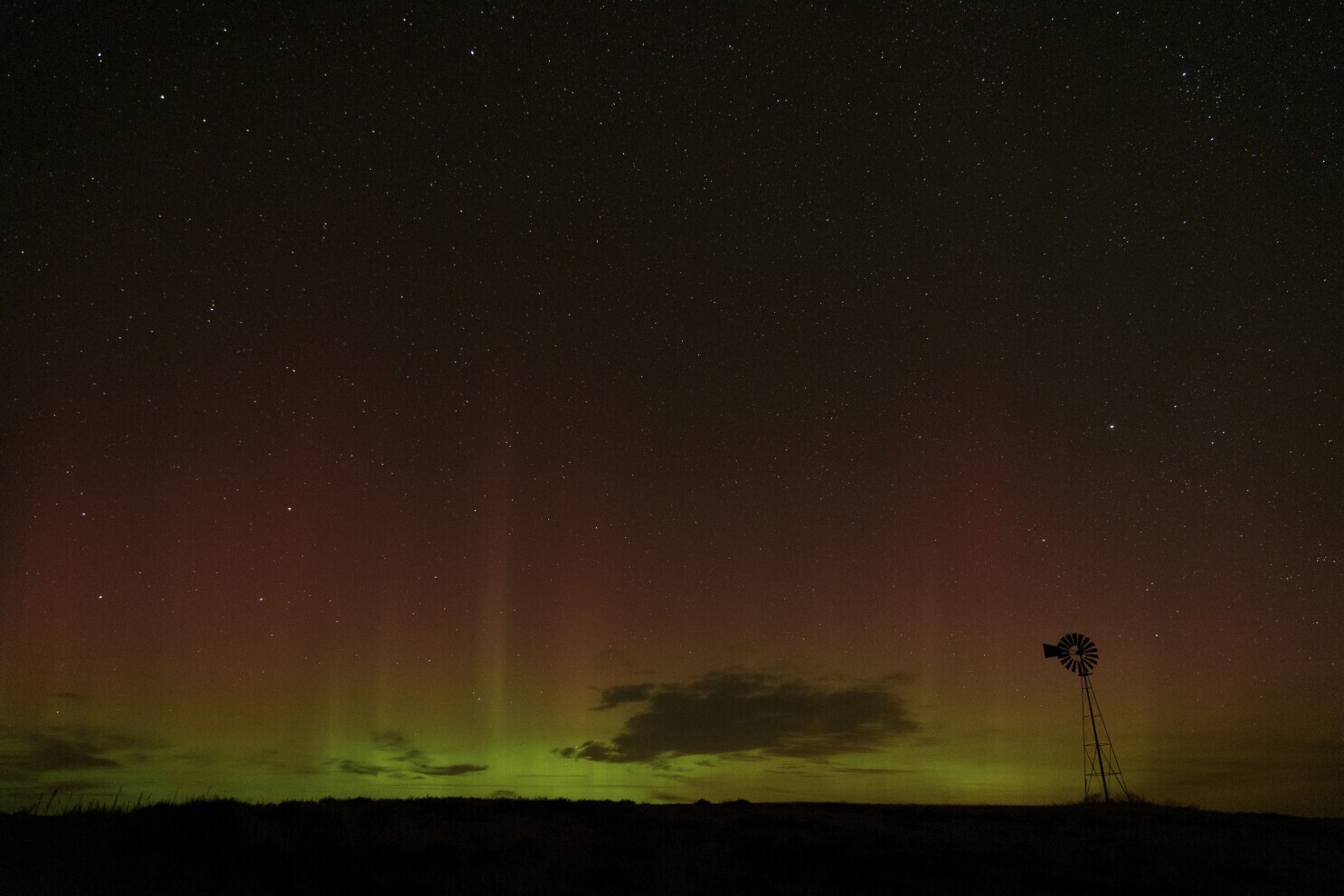 Solar Storms May Bring Faint Northern Lights to Parts of U.S. Amid Power and Communication Concerns