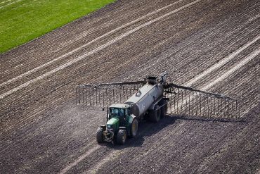 EU Faces Pressure to Reform Agriculture Amid Environmental Concerns and Farmer Pushback