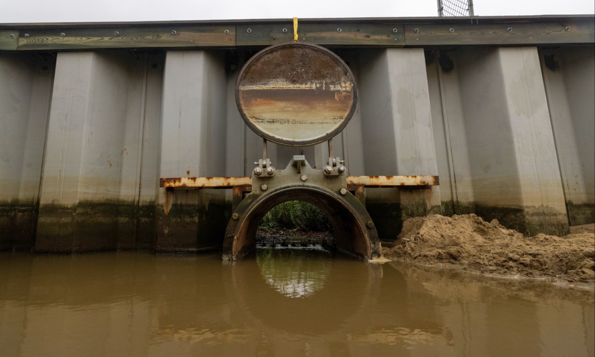 Highlands Faces Rising Sea Levels and Controversial Floodwall Proposal Amid Climate Change Threat